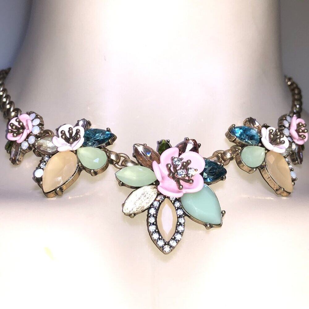 CHLOE + ISABEL femme des fleurs collar necklace - N135